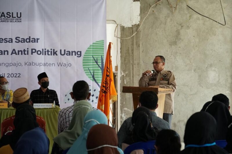 Bawaslu Sul-Sel Resmikan Desa Sadar Pengawasan Dan Anti Politik Uang Di Desa Kalola Kabupaten Wajo