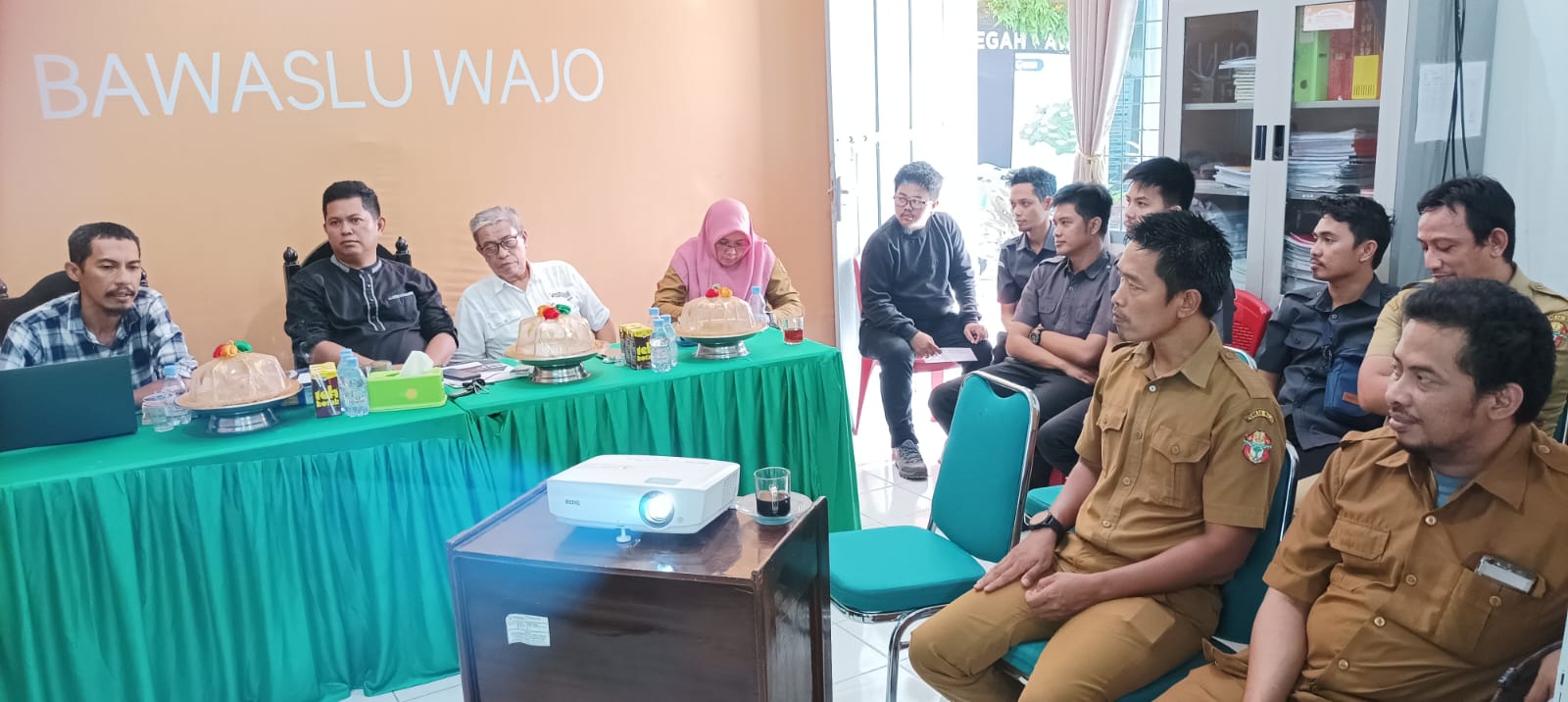Cegah Terjadi Sengketa, Bawaslu Wajo Rapat Pengawasan Dan Verifikasi Peserta Pemilu Tahun 2024