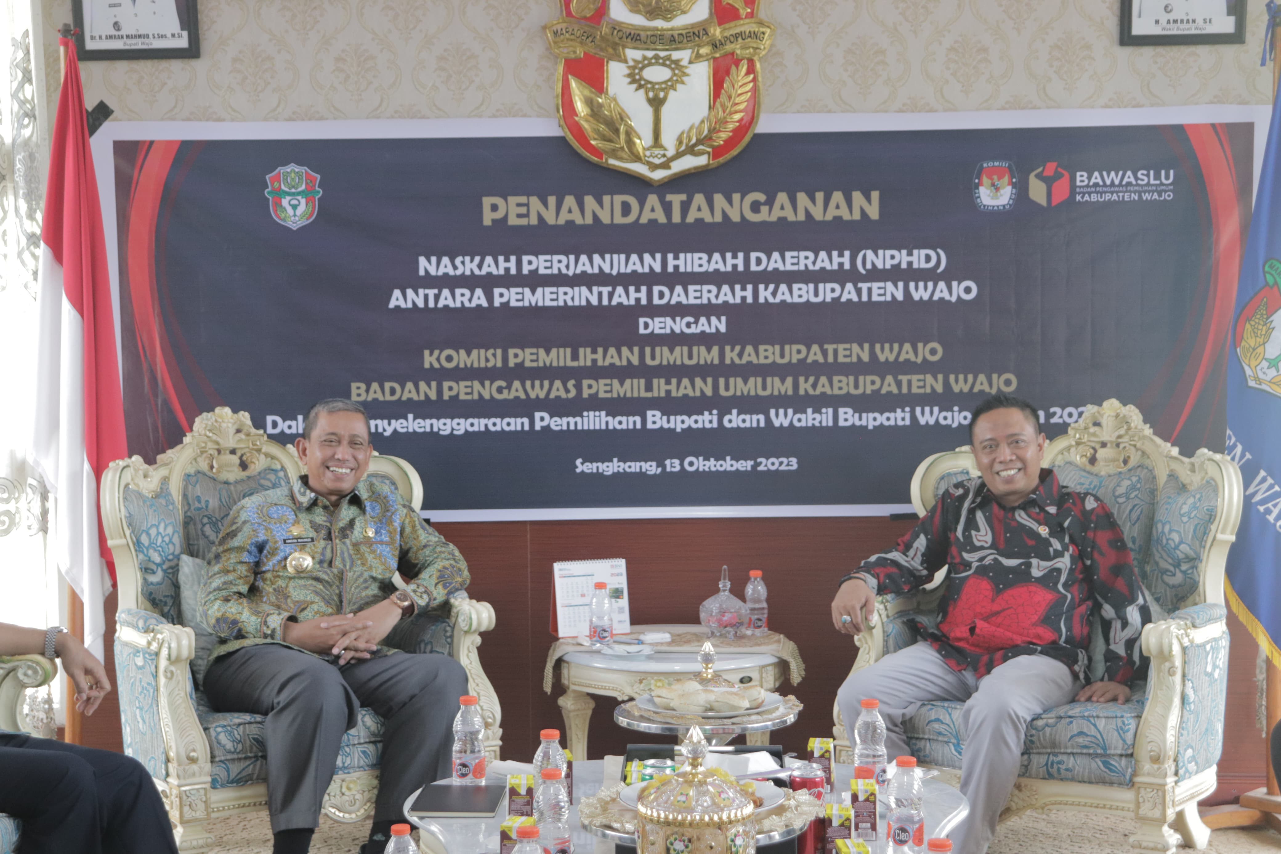 Bawaslu Wajo Teken NPHD Dana Pengawasan Pilkada 2024