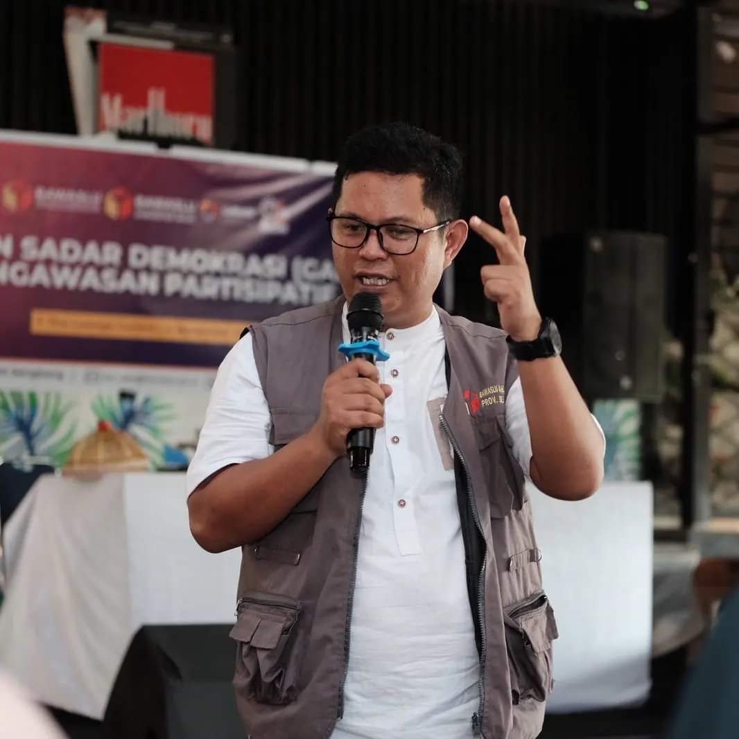 Dorong Partisipasi Pengawasan, Heriyanto Berbagi Tips ke Siswa SMAN 10 Wajo