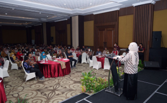 Lolly Ingatkan Jajaran Tingkatkan Kepercayaan Publik